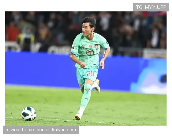 韦世豪戴上队长袖标 攻防两端展现核心担当